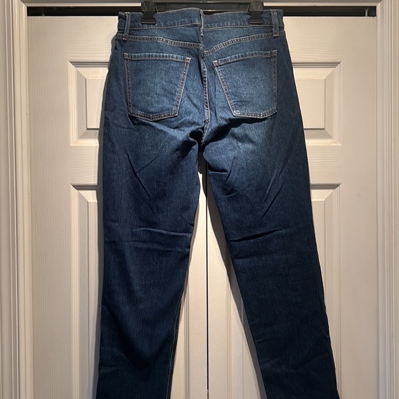 Old Navy Mid Rise Wow Boyfriend Jeans - Picture 4 of 4